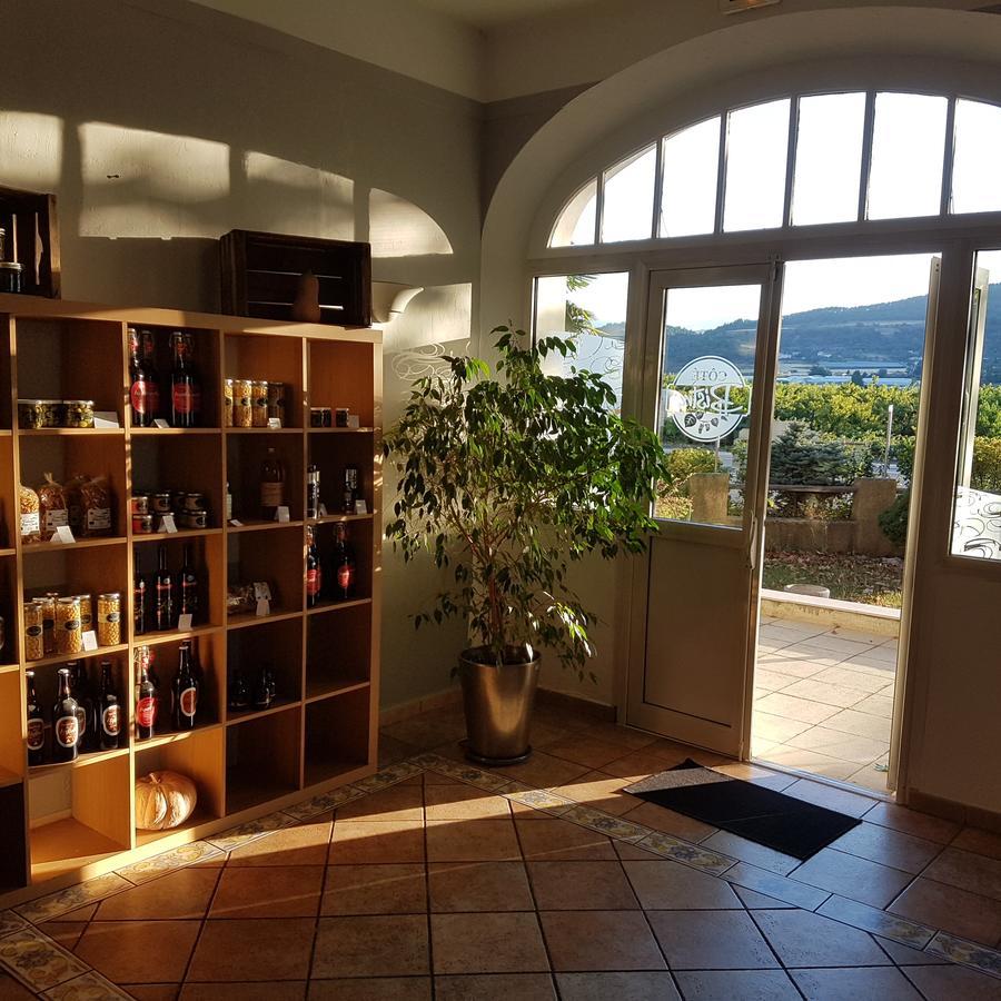 Logis Hotel La Magnanerie - Cote Bistro Aubignosc Exterior photo